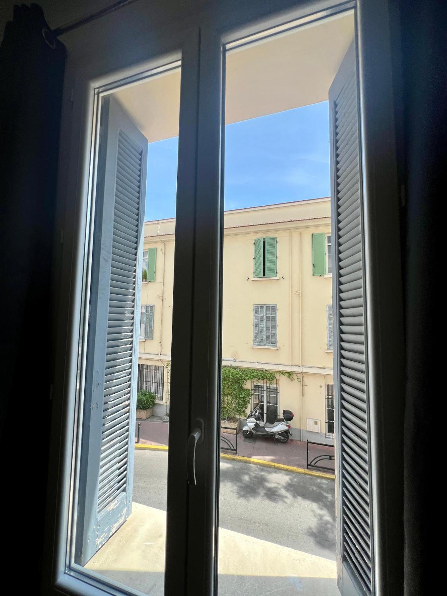 קאן Studio Coeur De Ville - Proximite Plages Et Palais Des Festivals מראה חיצוני תמונה